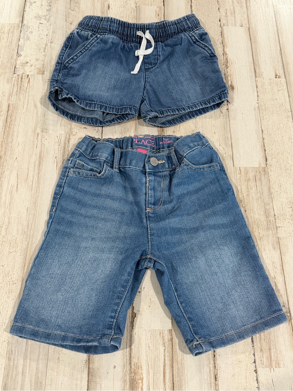 Girls Denim Shorts Lot Size 4T Children’s Place Cat & Jack Jean Shorts 2 Pair
